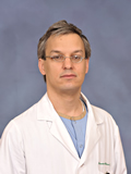 Alexander Akhavan Photo 1